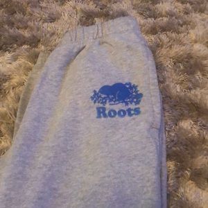 Roots gray sweat pants size S